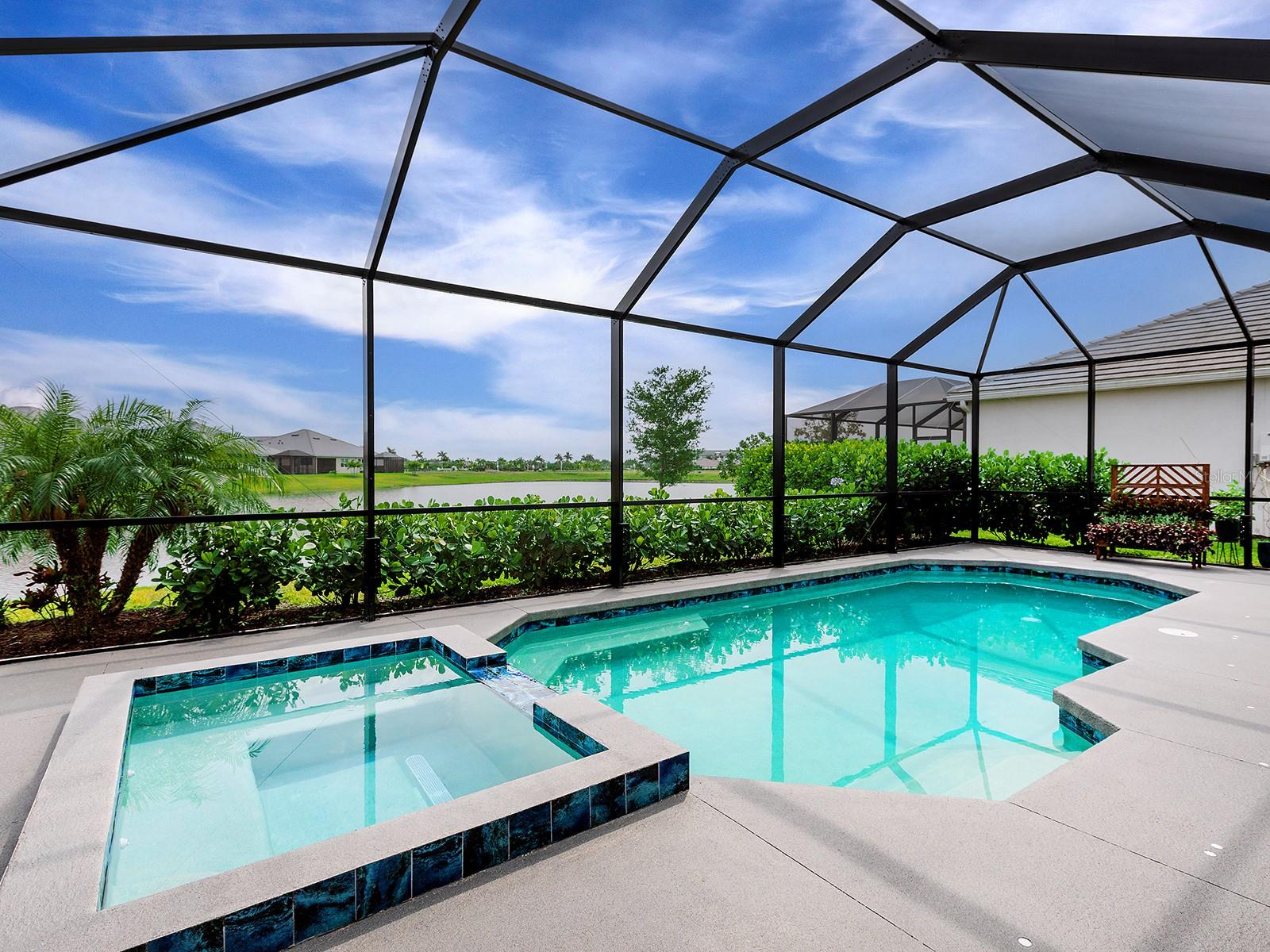10019 DEGAS TER, BRADENTON, FL — photo 3