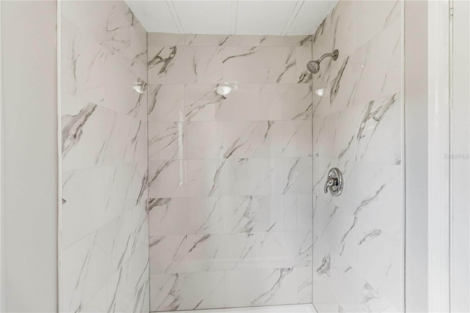 518 W PLANTATION BLVD, LAKE MARY, FL — photo 18