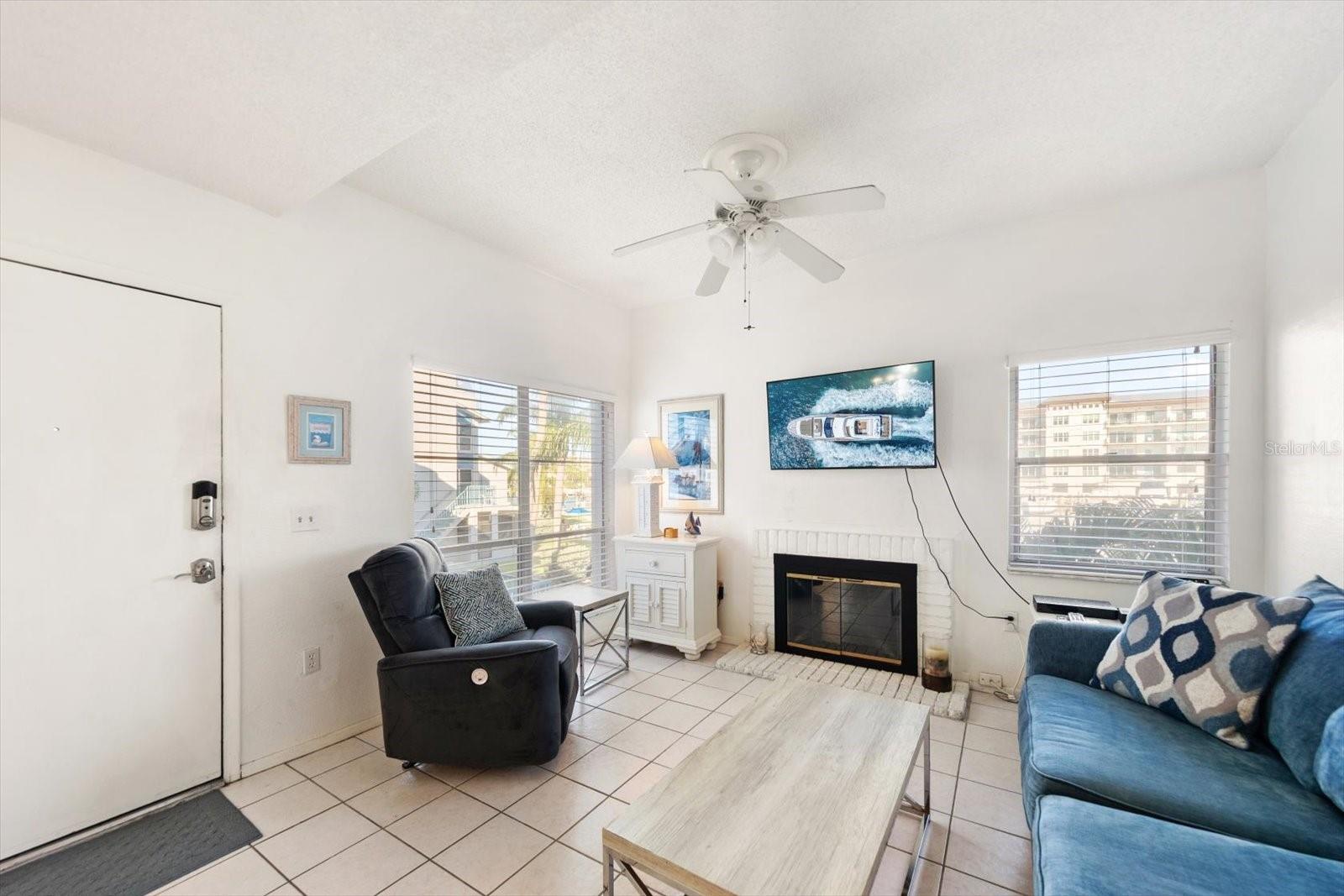 179 MEDALLION BLVD #H, MADEIRA BEACH, FL — photo 3