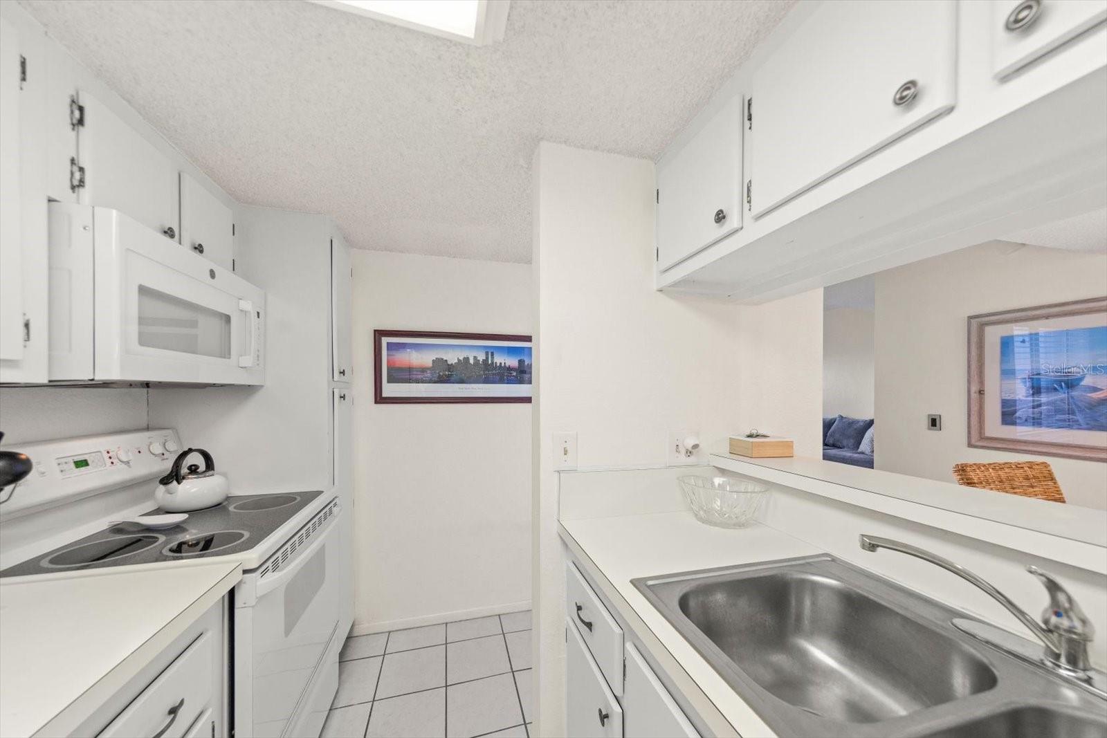 179 MEDALLION BLVD #H, MADEIRA BEACH, FL — photo 13