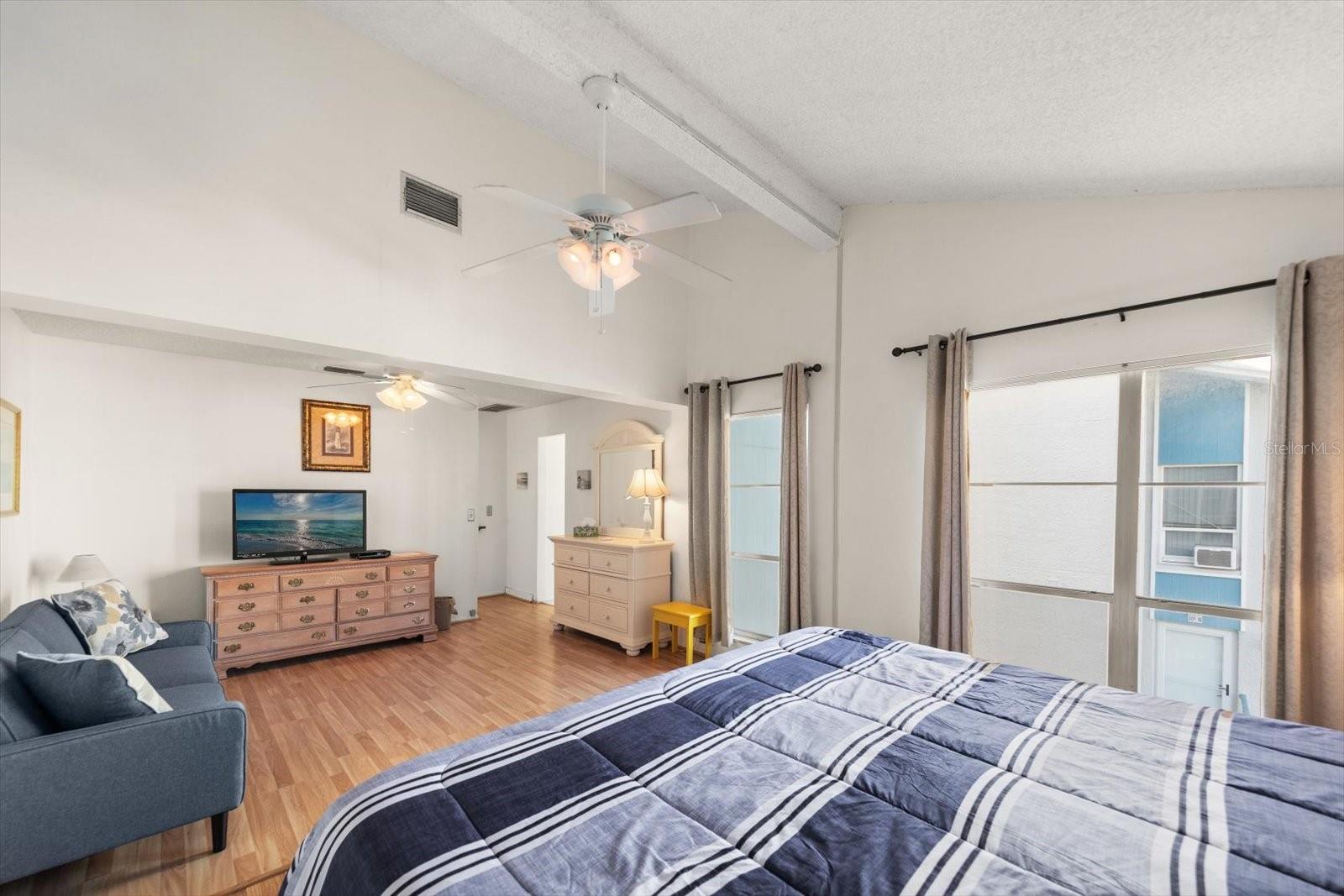 179 MEDALLION BLVD #H, MADEIRA BEACH, FL — photo 20