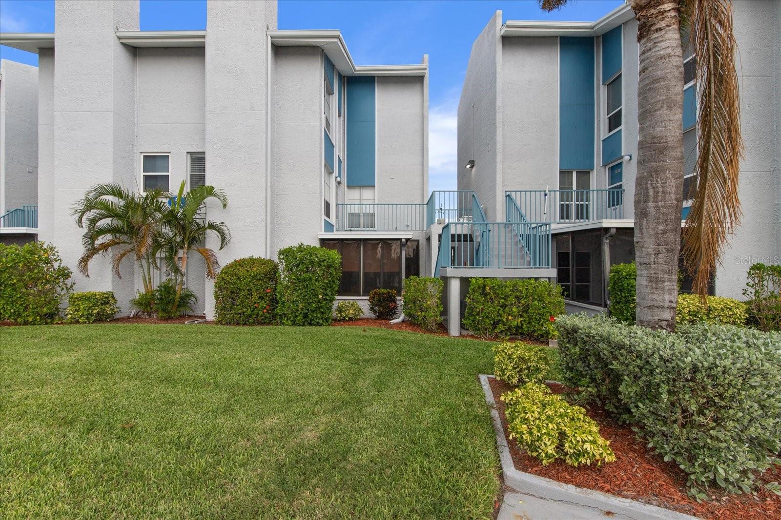 179 MEDALLION BLVD #H, MADEIRA BEACH, FL — photo 26