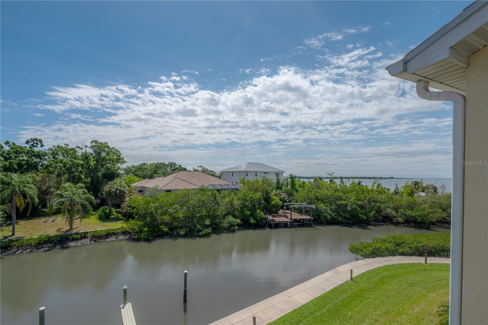 119 BRENT CIR, OLDSMAR, FL — photo 41