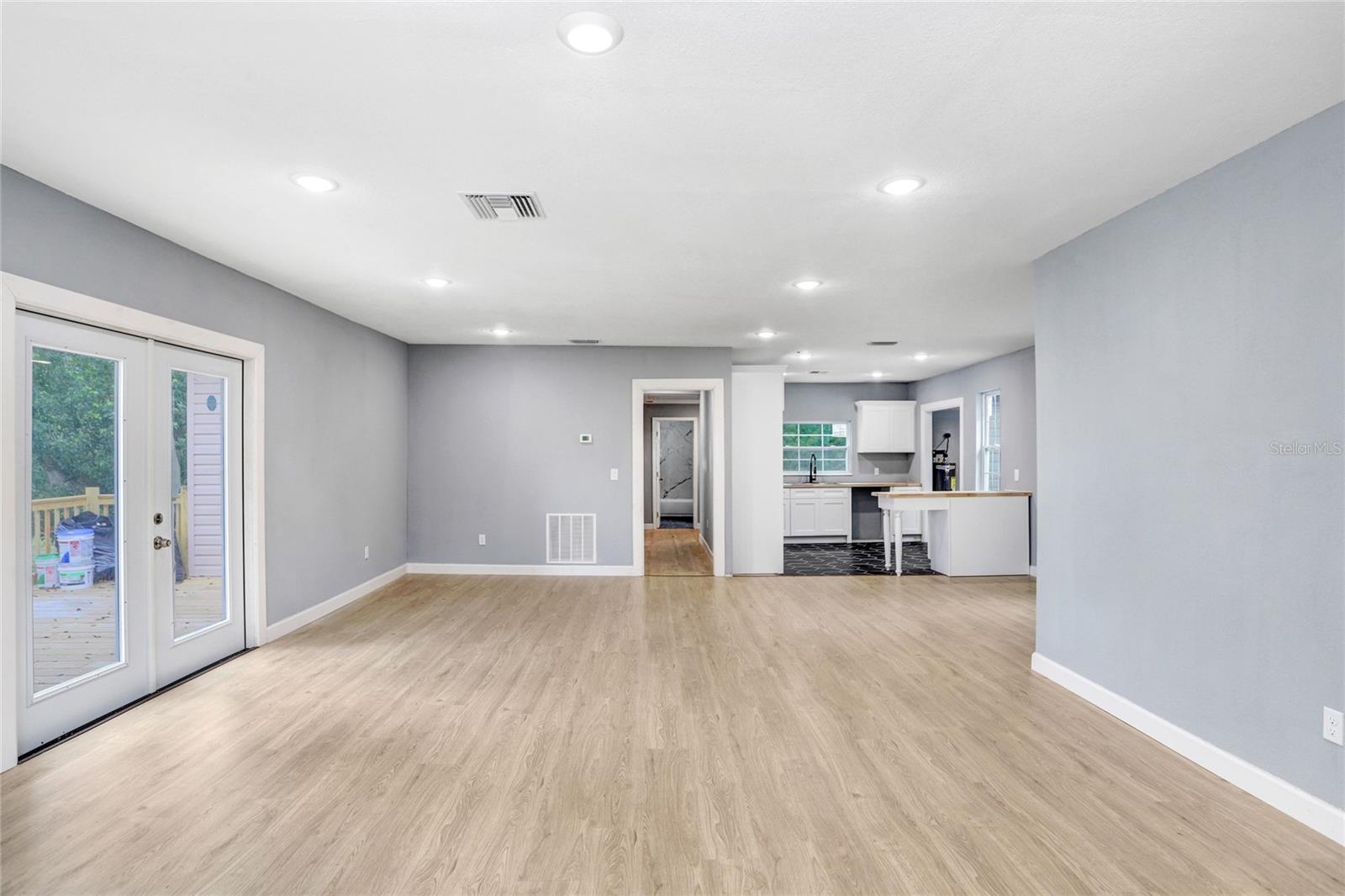 310 S DELANEY AVE, AVON PARK, FL — photo 14