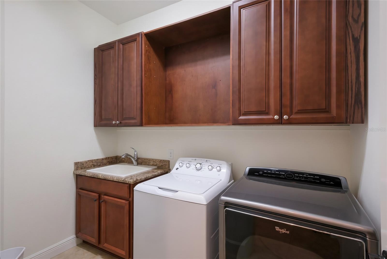 258 SAPPHIRE LAKE DR #202, BRADENTON, FL — photo 17
