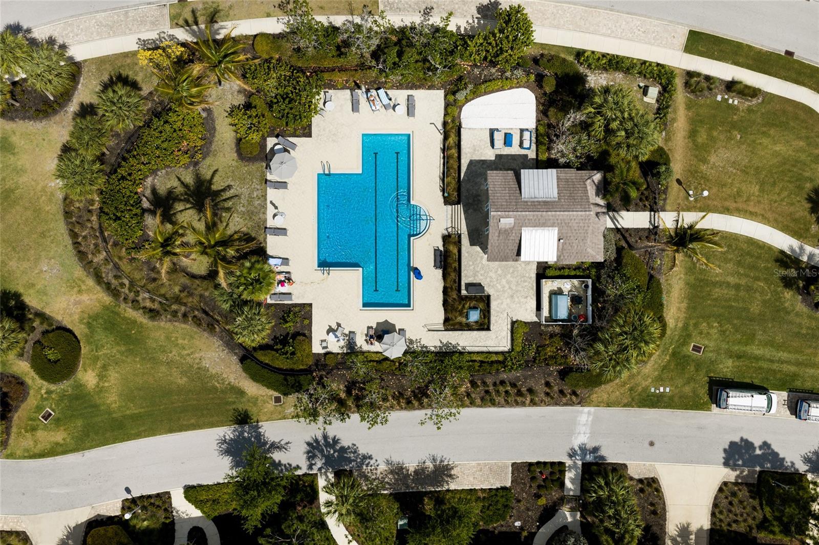 258 SAPPHIRE LAKE DR #202, BRADENTON, FL — photo 47