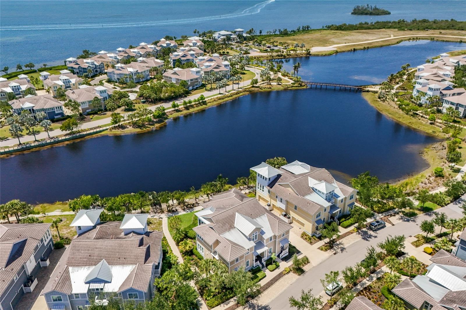 258 SAPPHIRE LAKE DR #202, BRADENTON, FL — photo 35