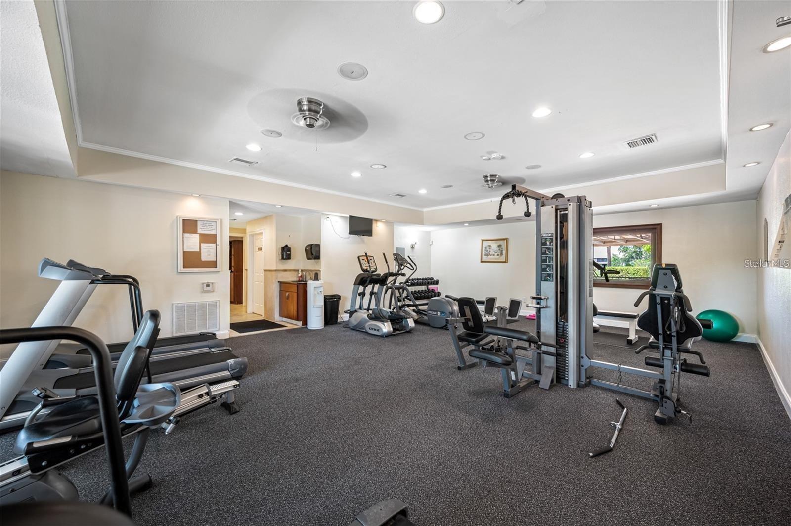 10263 GANDY BLVD N #2110, ST PETERSBURG, FL — photo 32