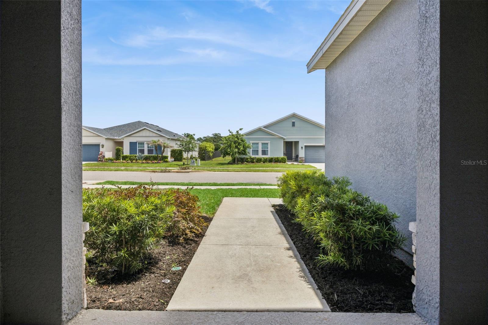 17660 PASSIONFLOWER CIR, CLERMONT, FL — photo 7