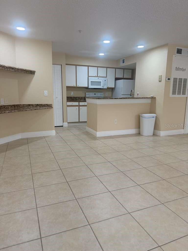 2208 ANTIGUA PL #926, KISSIMMEE, FL — photo 3