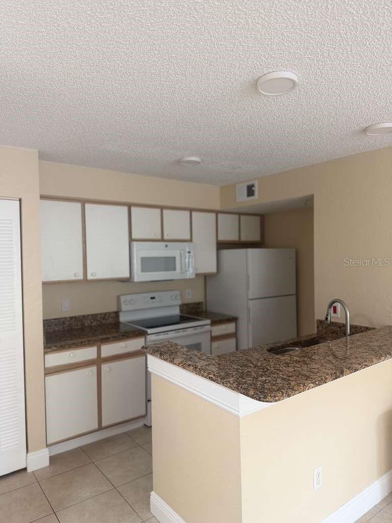 2208 ANTIGUA PL #926, KISSIMMEE, FL — photo 5