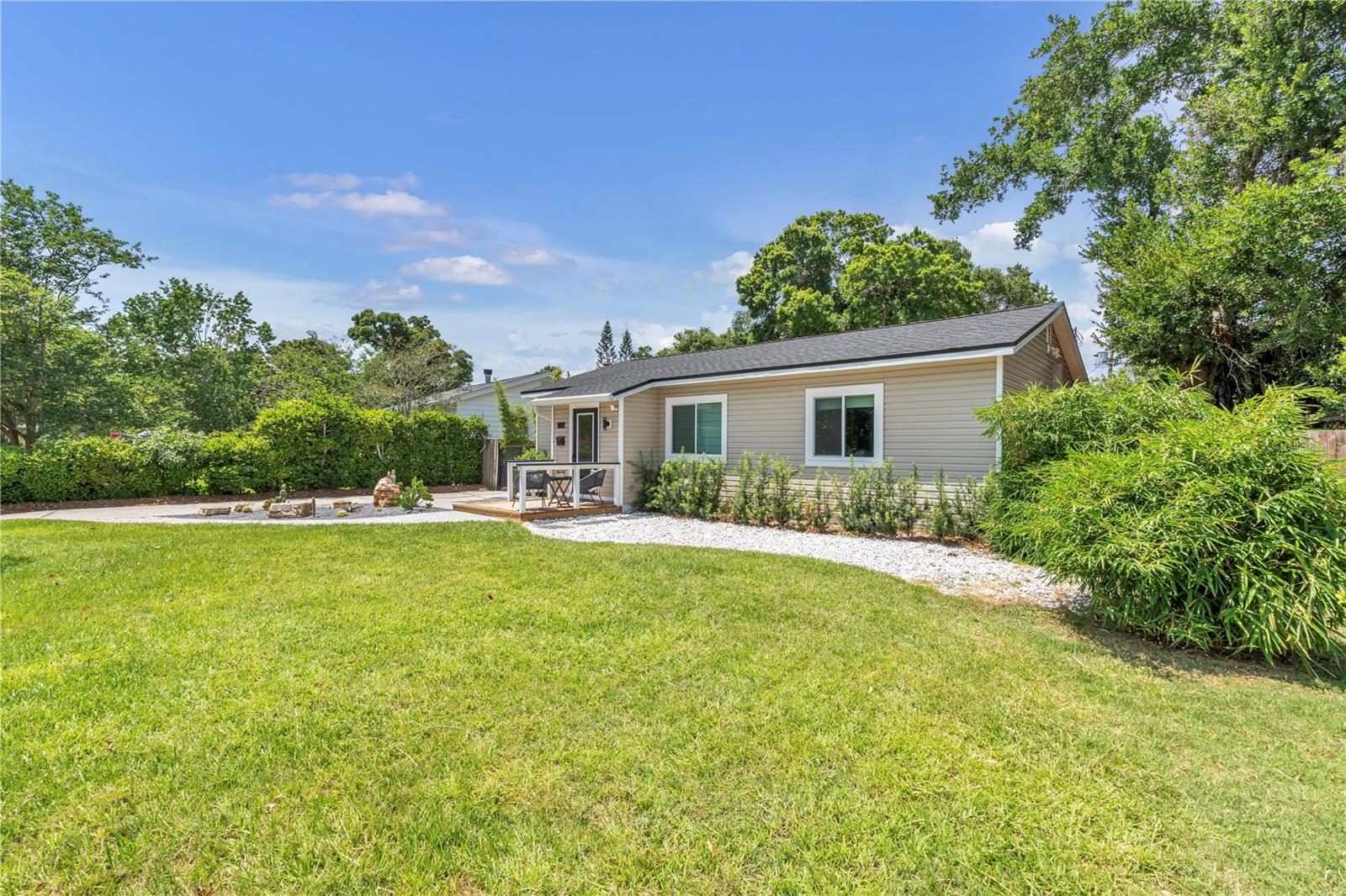 735 40TH AVE N, ST PETERSBURG, FL — photo 2
