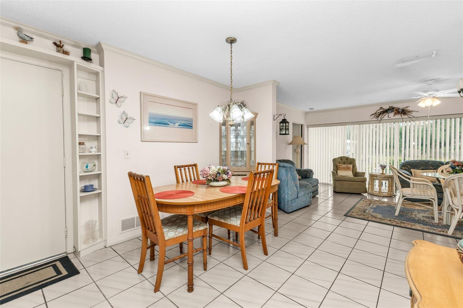 546 CIRCLEWOOD DR #P3-4, VENICE, FL — photo 11