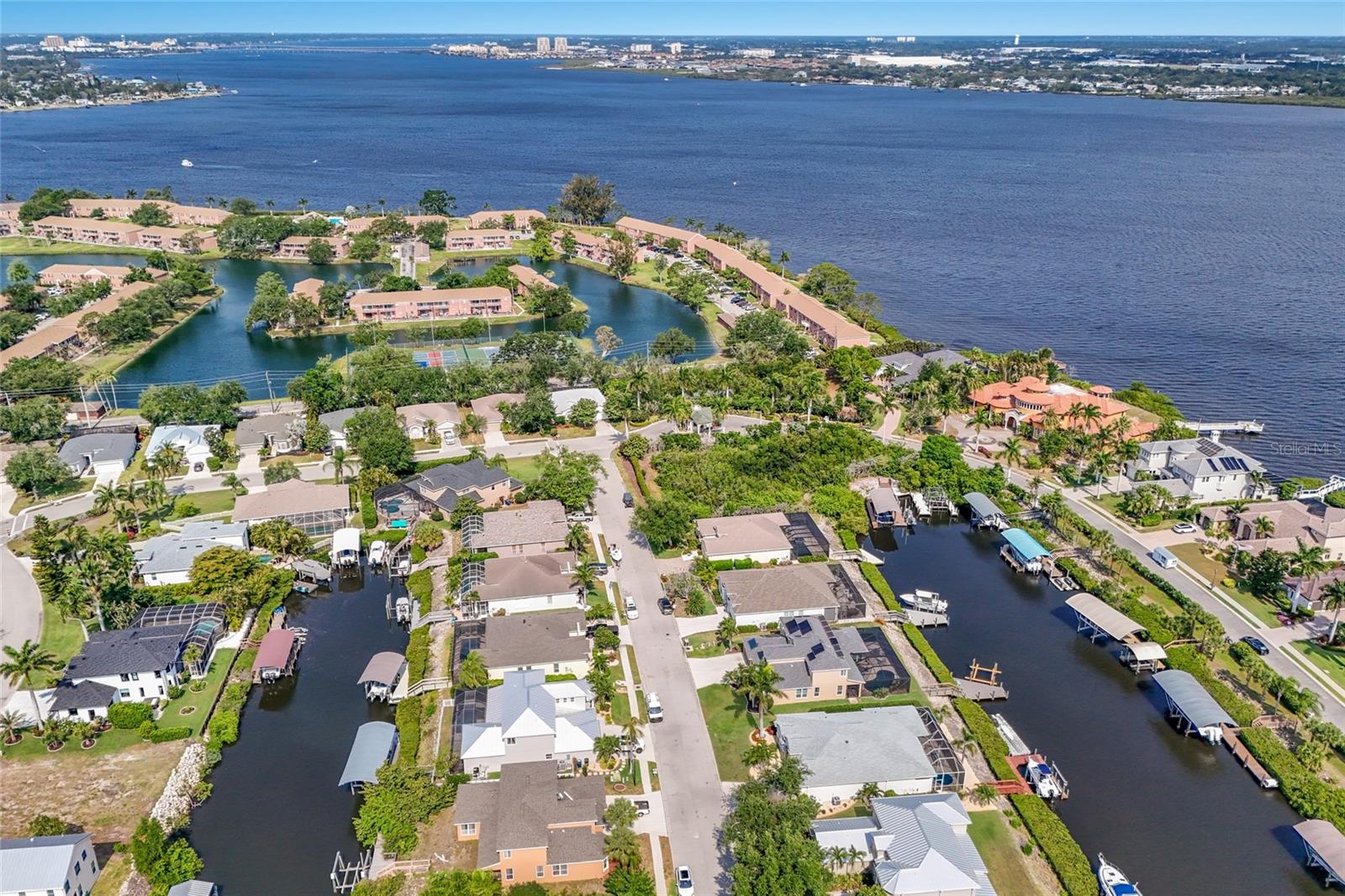 3707 5TH AVE NE, BRADENTON, FL — photo 49