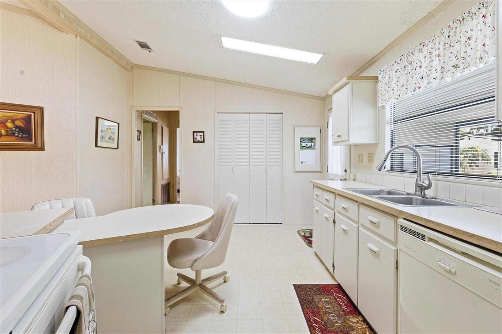 803 TANGERINE WOODS BLVD, ENGLEWOOD, FL — photo 15