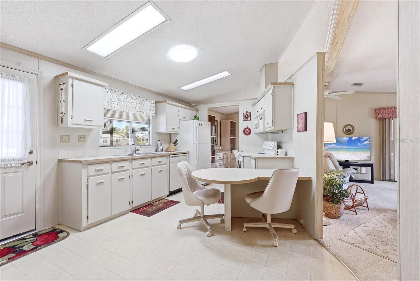 803 TANGERINE WOODS BLVD, ENGLEWOOD, FL — photo 17