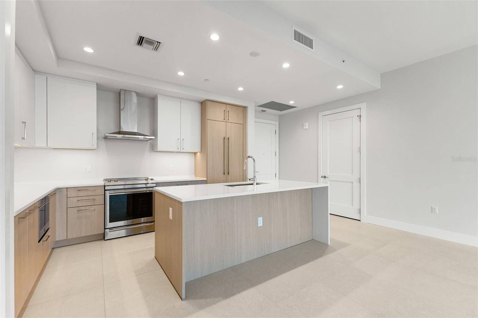 275 1ST AVE S #2308, ST PETERSBURG, FL — photo 4