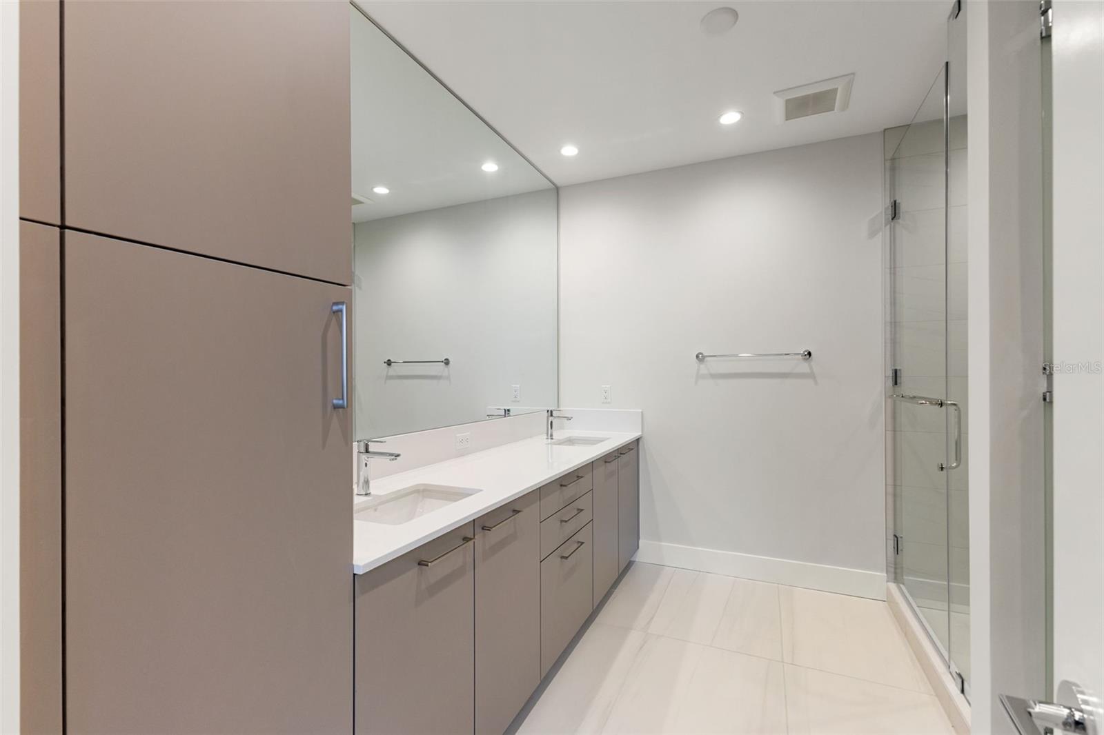 275 1ST AVE S #2308, ST PETERSBURG, FL — photo 13