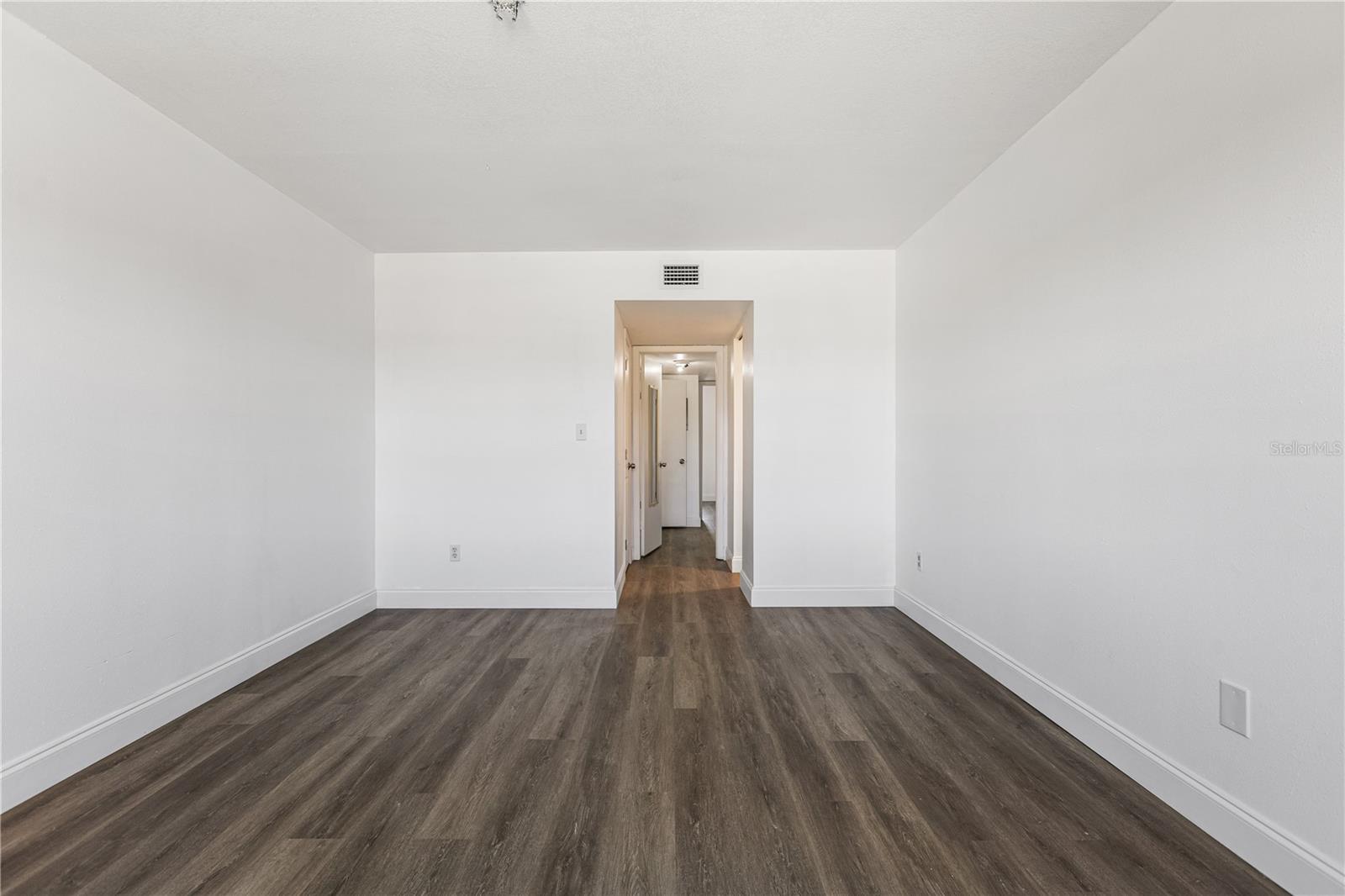 5080 LOCUST ST NE #322, ST PETERSBURG, FL — photo 13