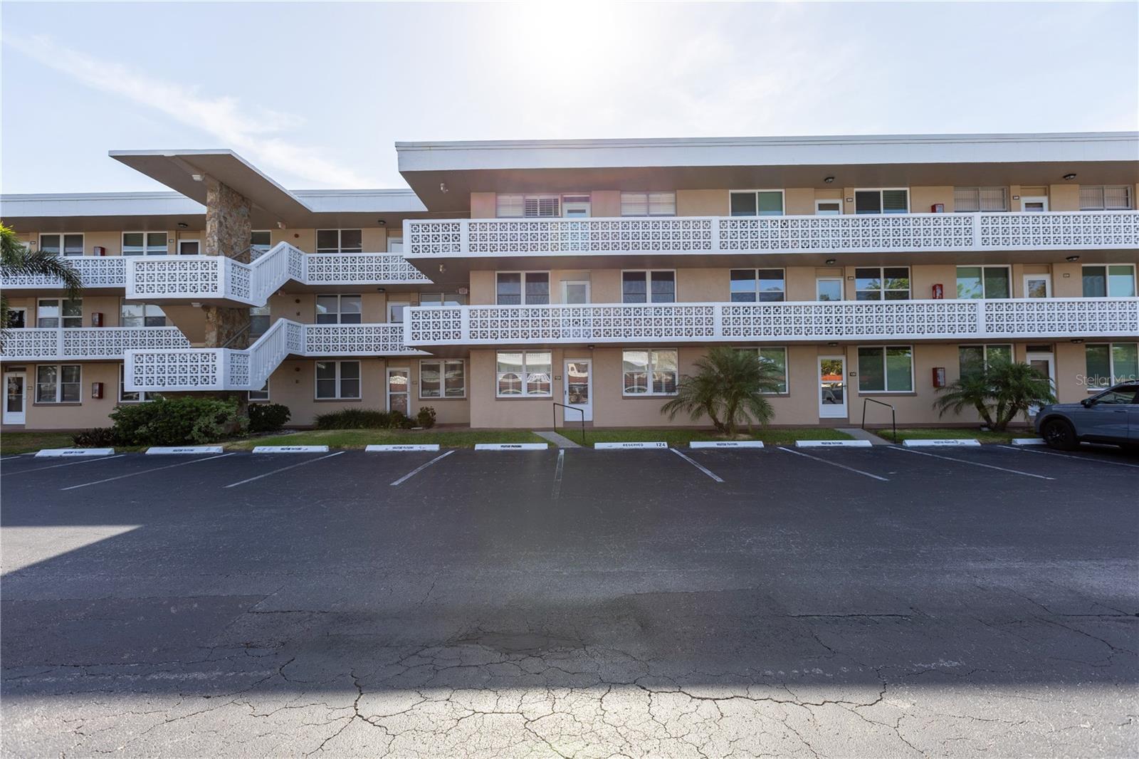 4915 BAY ST NE #224, ST PETERSBURG, FL