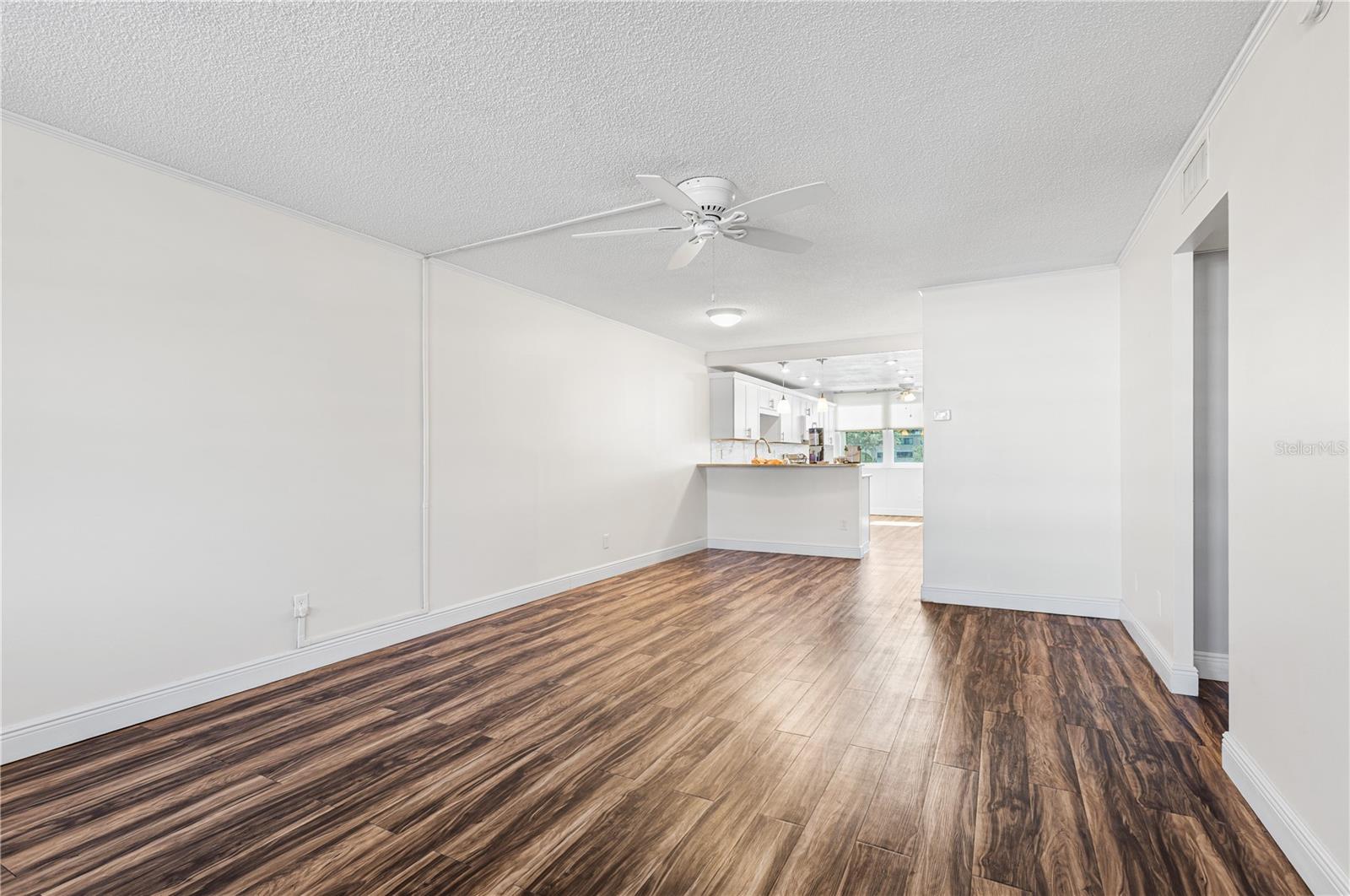4915 BAY ST NE #224, ST PETERSBURG, FL — photo 3