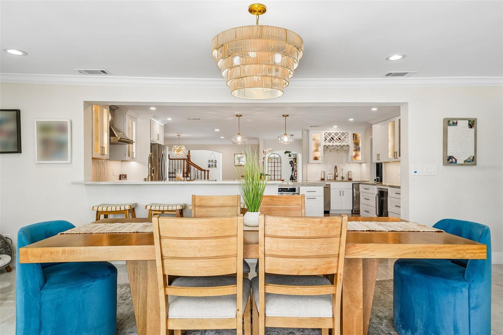 2032 MASSACHUSETTS AVE NE, ST PETERSBURG, FL — photo 14