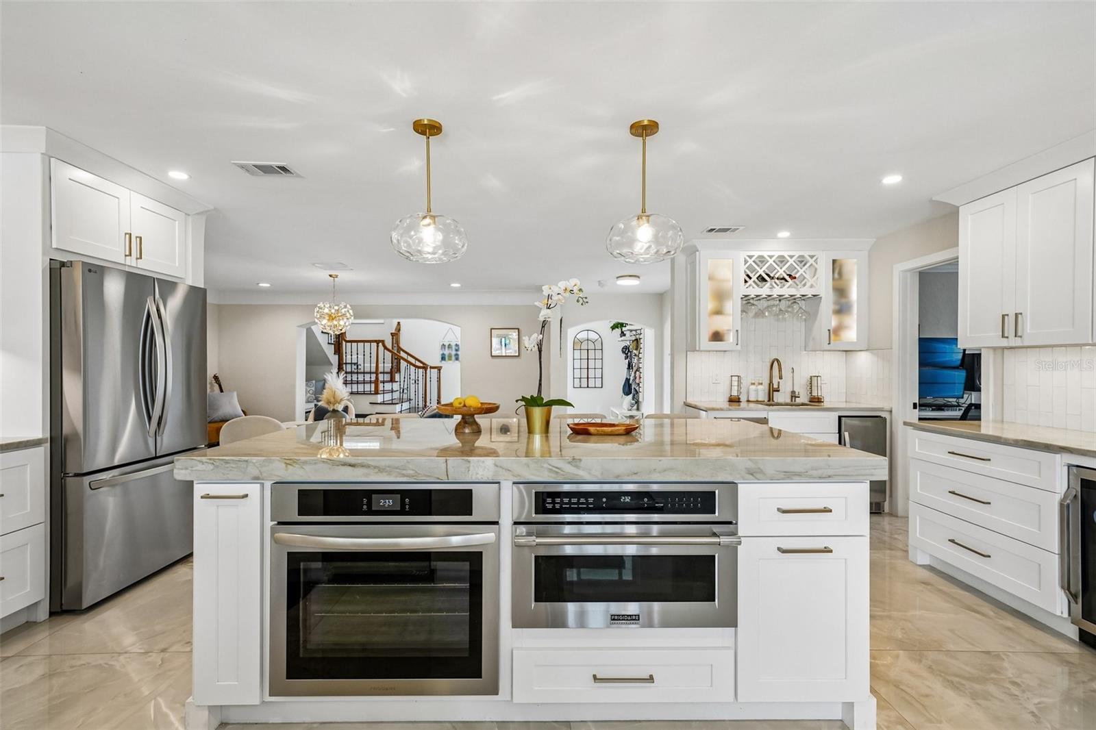 2032 MASSACHUSETTS AVE NE, ST PETERSBURG, FL — photo 25