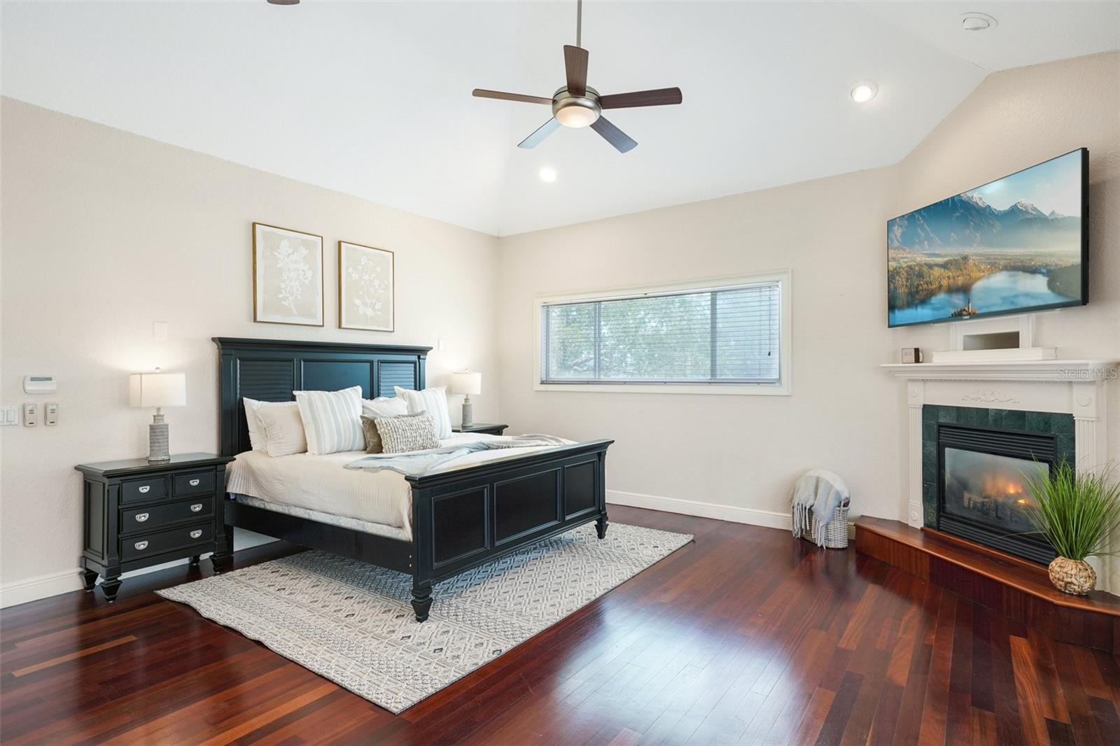 2032 MASSACHUSETTS AVE NE, ST PETERSBURG, FL — photo 28