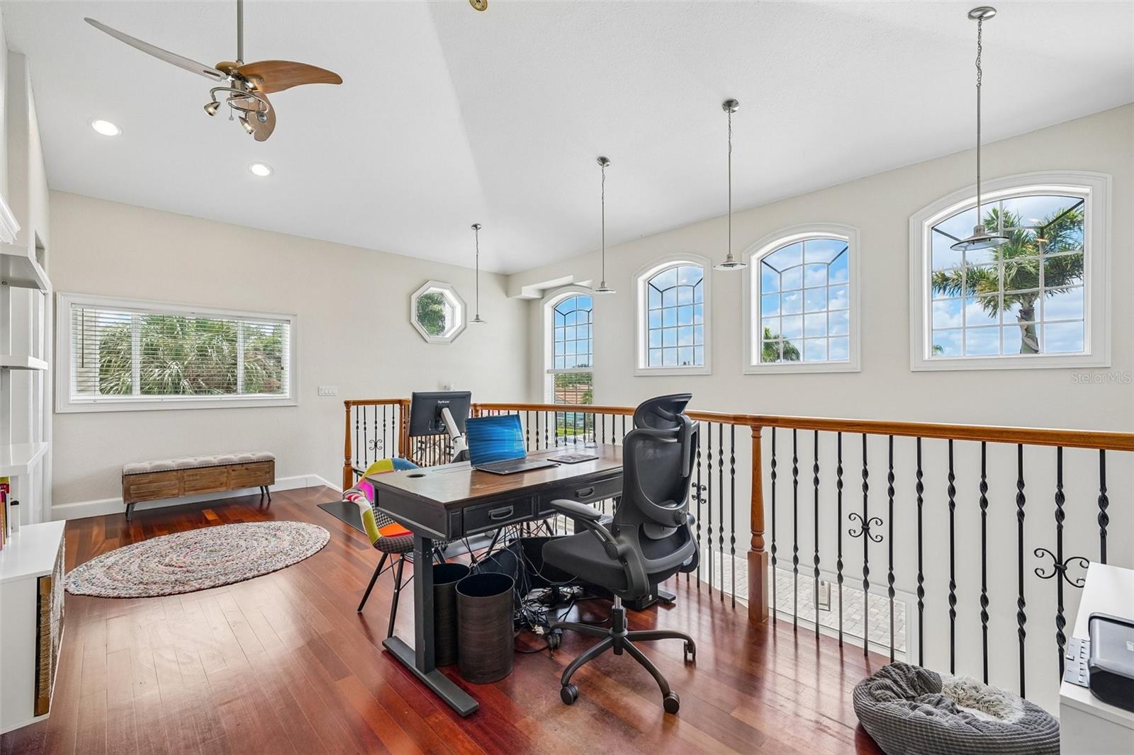 2032 MASSACHUSETTS AVE NE, ST PETERSBURG, FL — photo 33