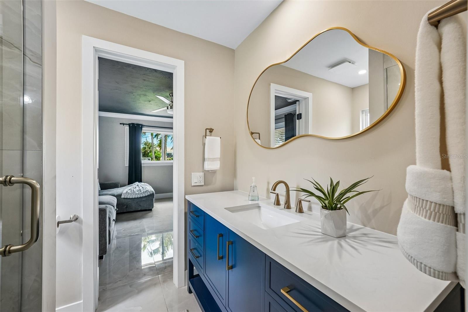 2032 MASSACHUSETTS AVE NE, ST PETERSBURG, FL — photo 36