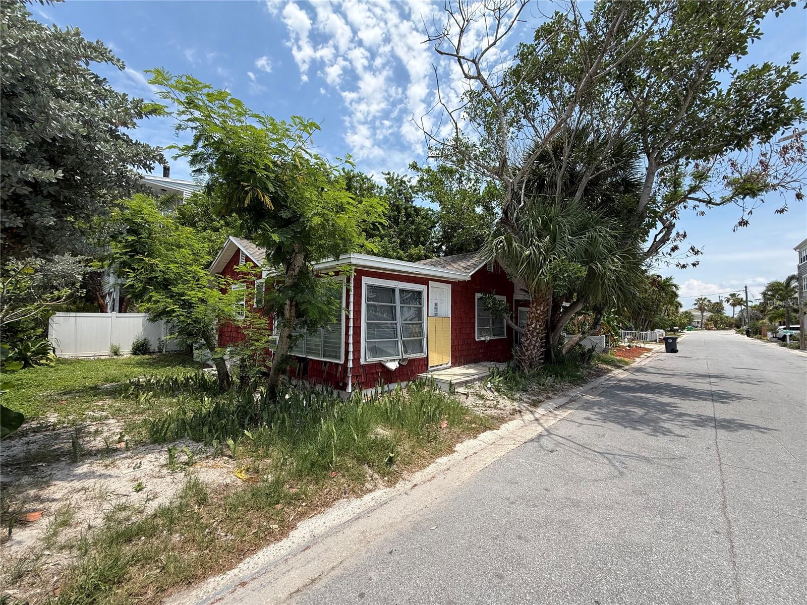116 85TH AVE, TREASURE ISLAND, FL — photo 3