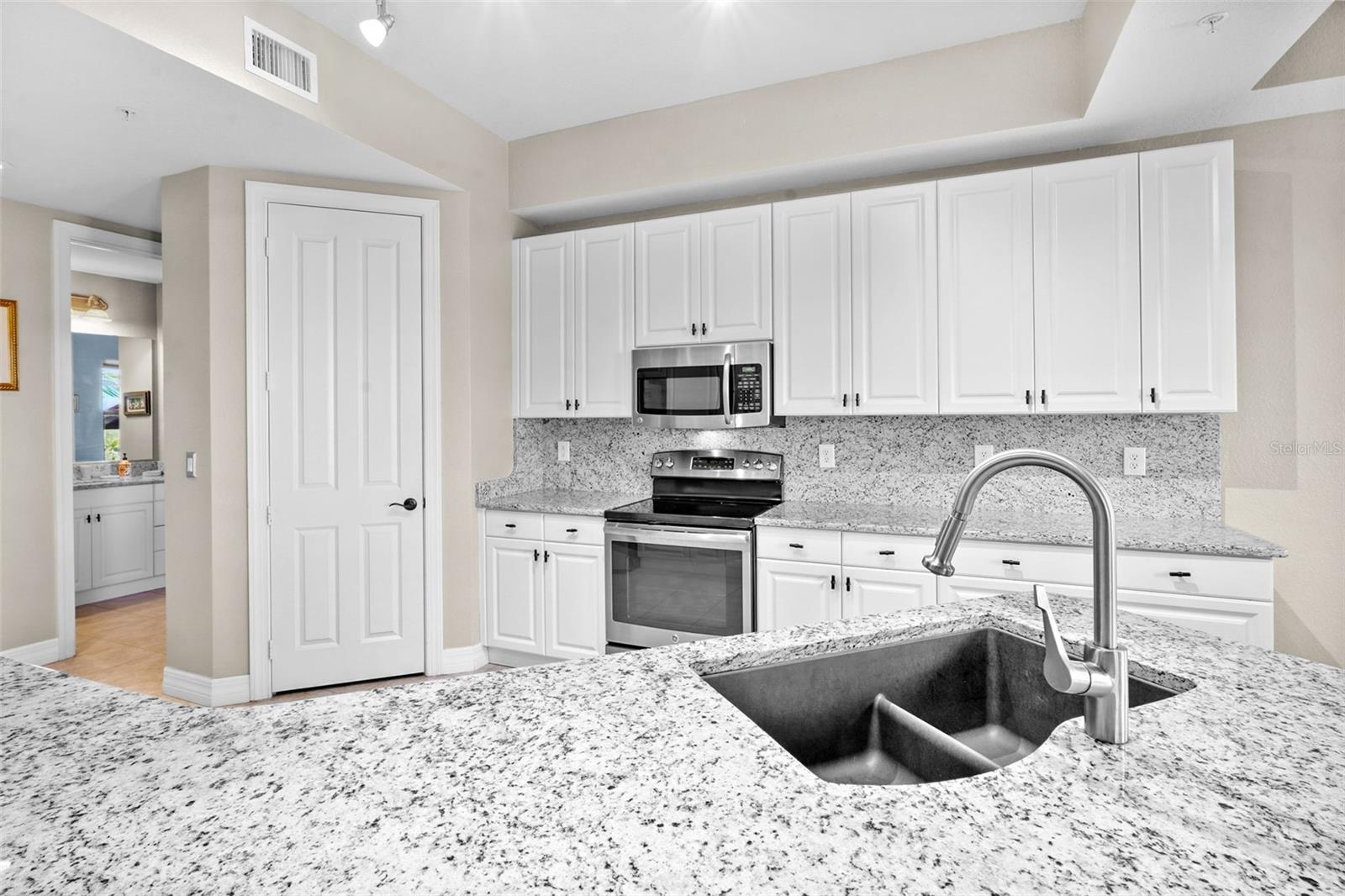 98 VIVANTE BLVD #410, PUNTA GORDA, FL — photo 7