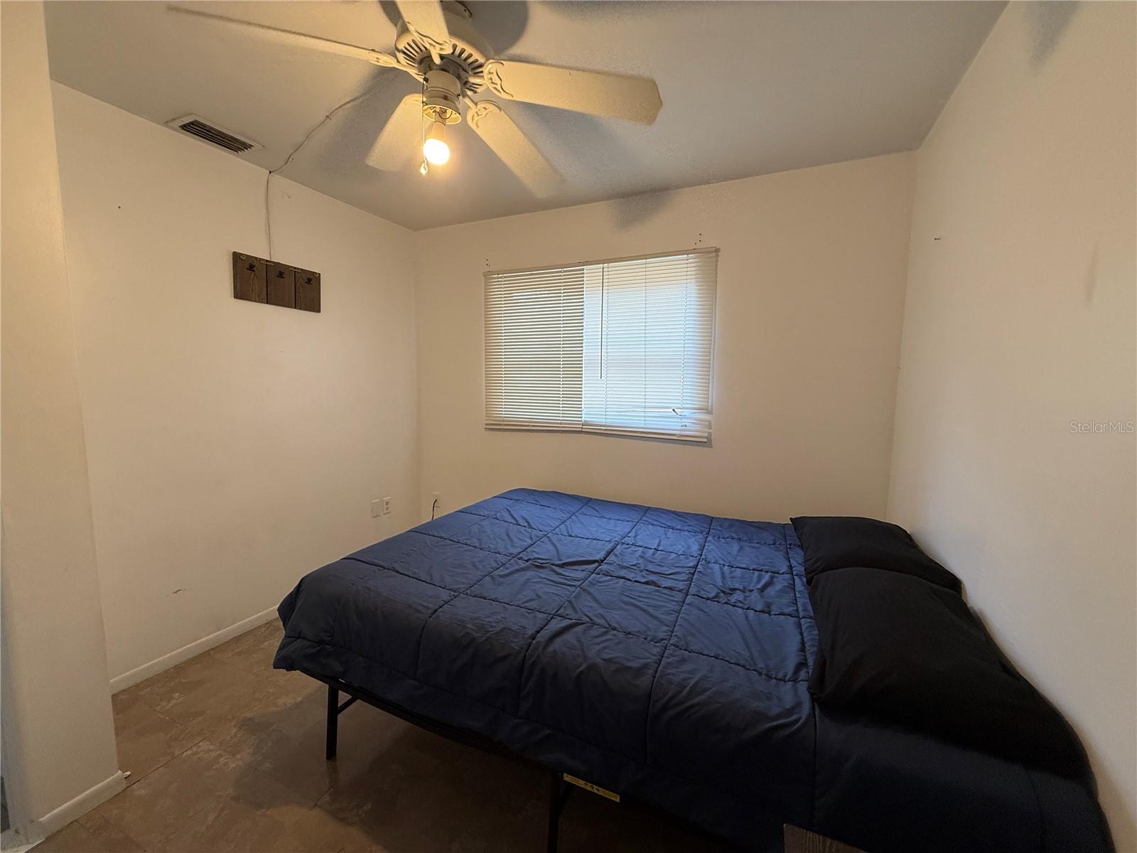 2402 9TH ST E, BRADENTON, FL — photo 11