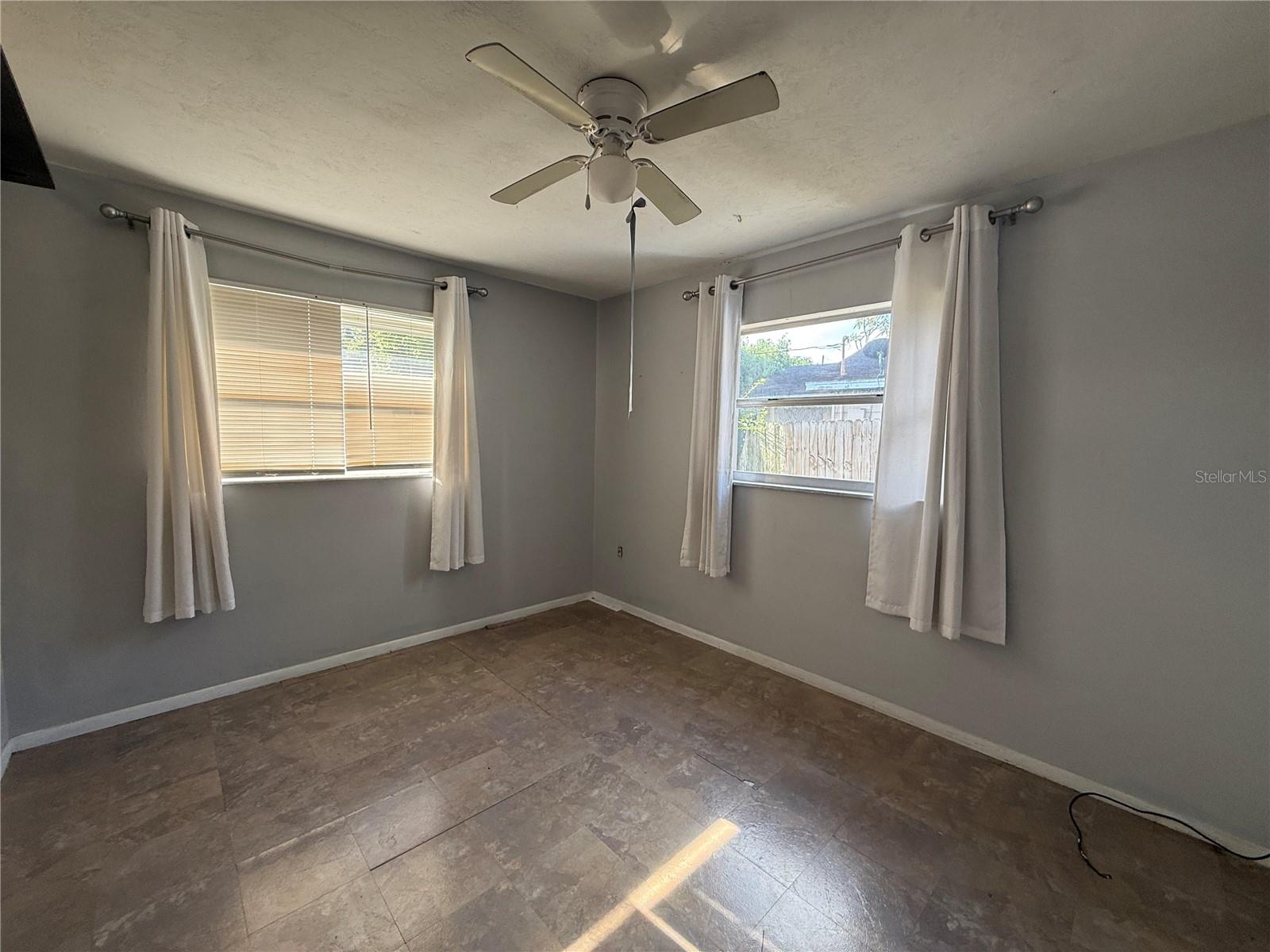 2402 9TH ST E, BRADENTON, FL — photo 13