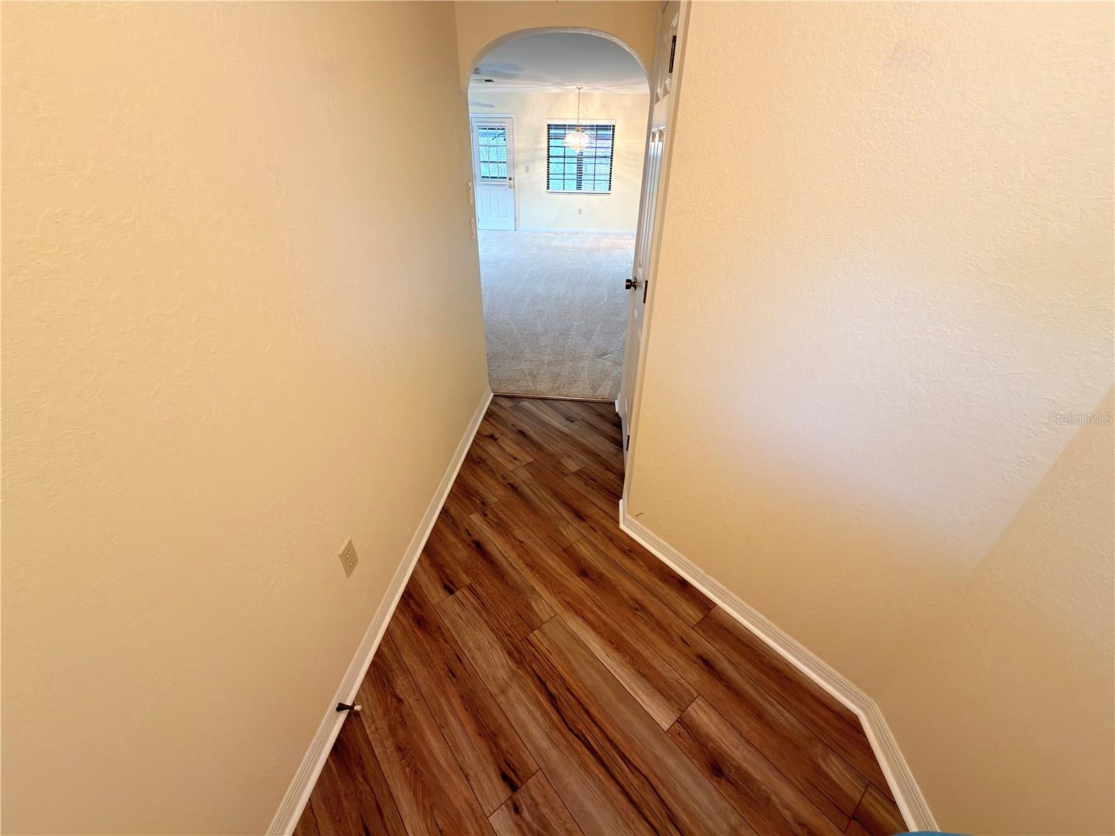 1241 SHAMROCK DR, SEBRING, FL — photo 3