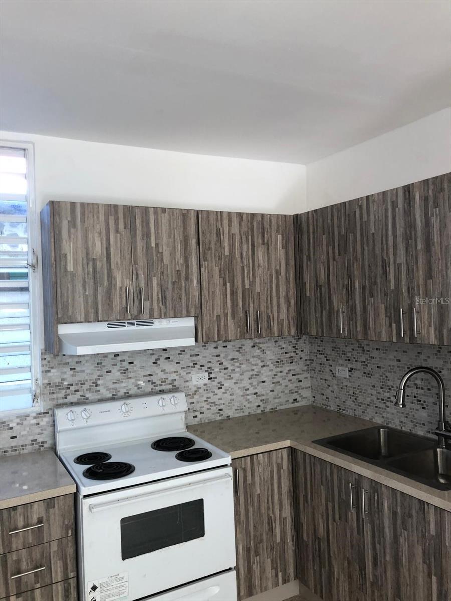 215 COLTON, SAN JUAN, PR — photo 15
