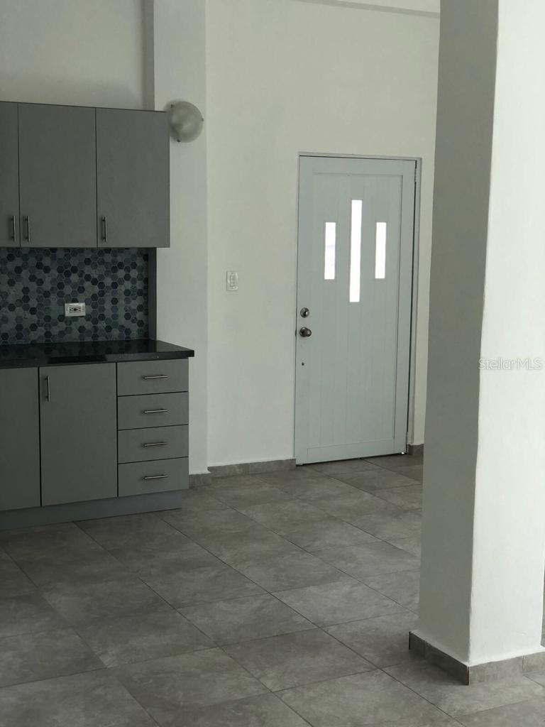 215 COLTON, SAN JUAN, PR — photo 36