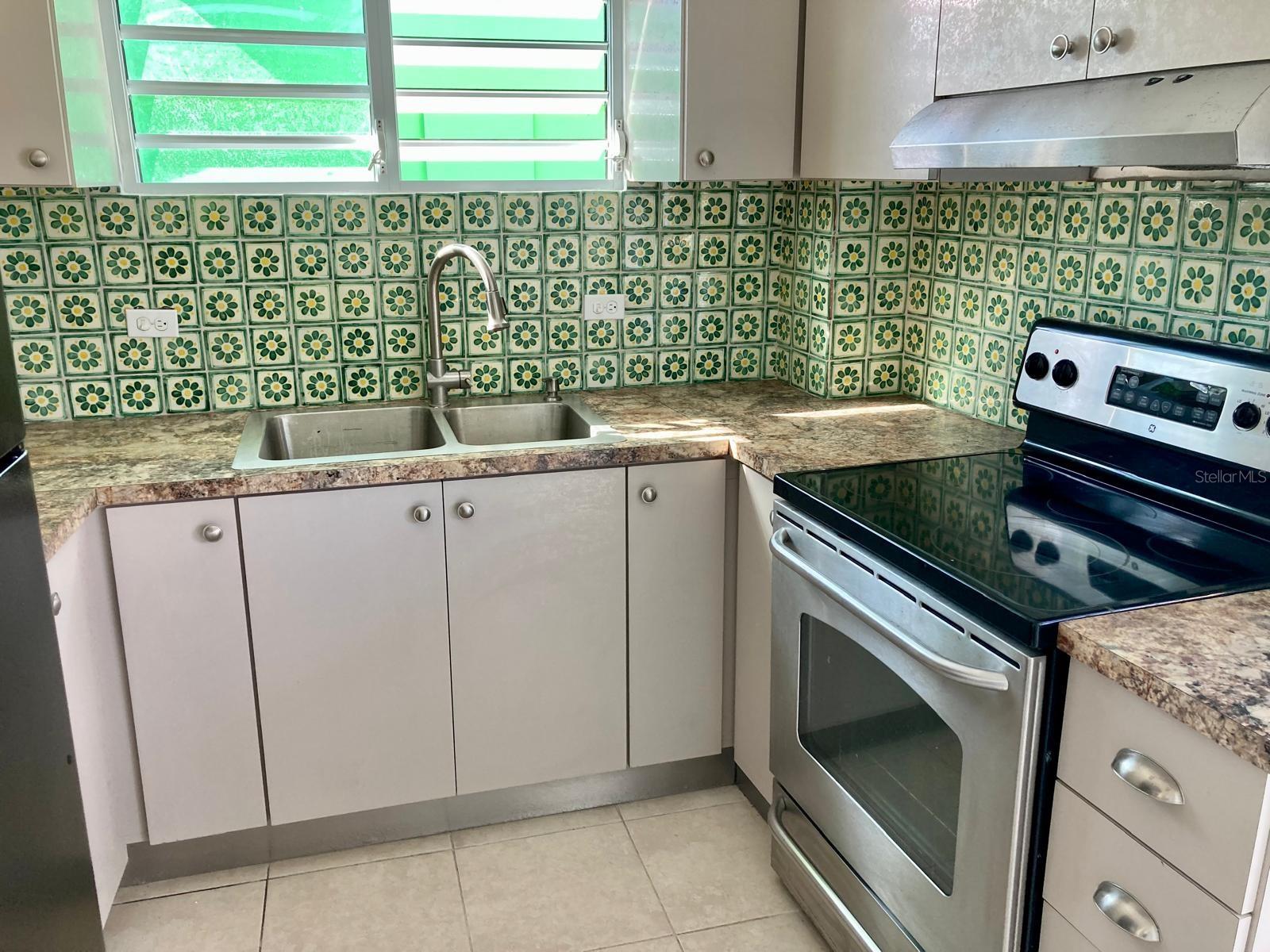 215 COLTON, SAN JUAN, PR — photo 65