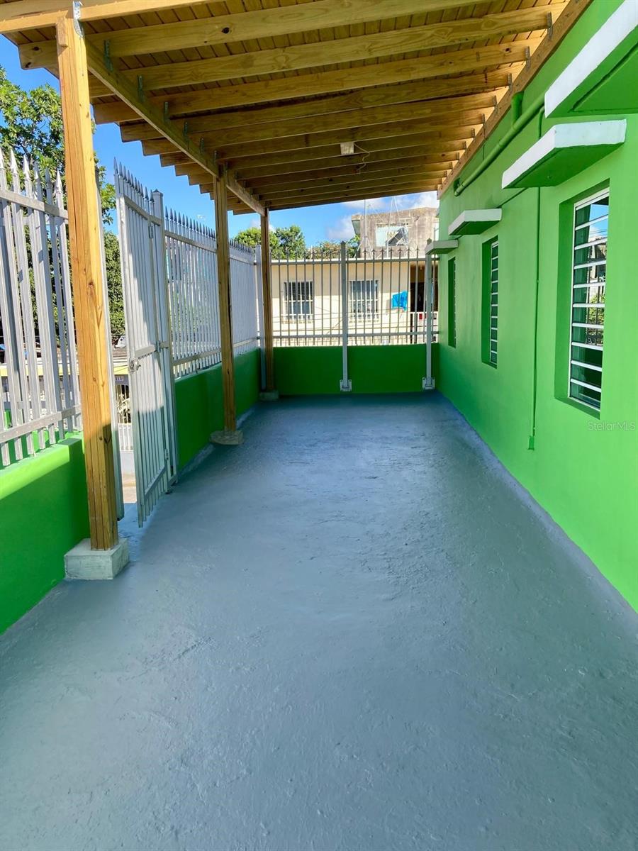 215 COLTON, SAN JUAN, PR — photo 69