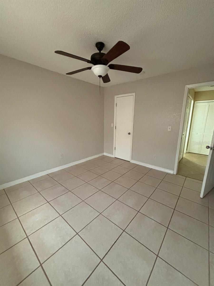 5109 LAWNTON CT, TAMPA, FL — photo 13