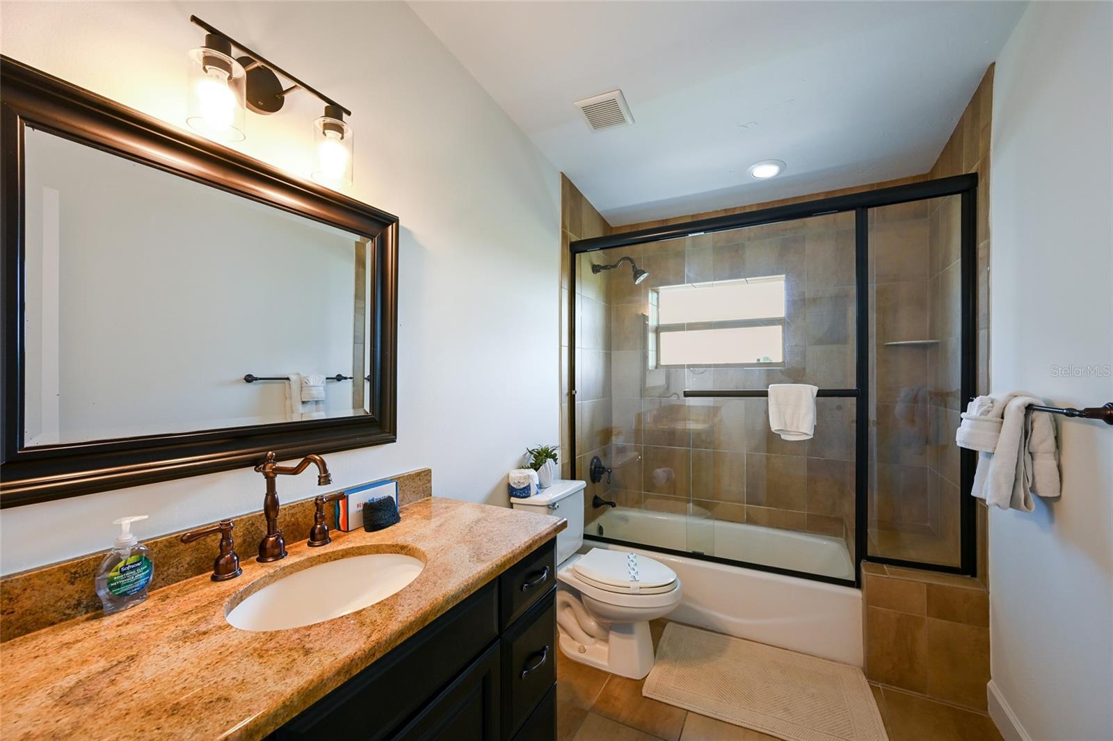 109 6TH ST N #A & B, BRADENTON BEACH, FL — photo 29