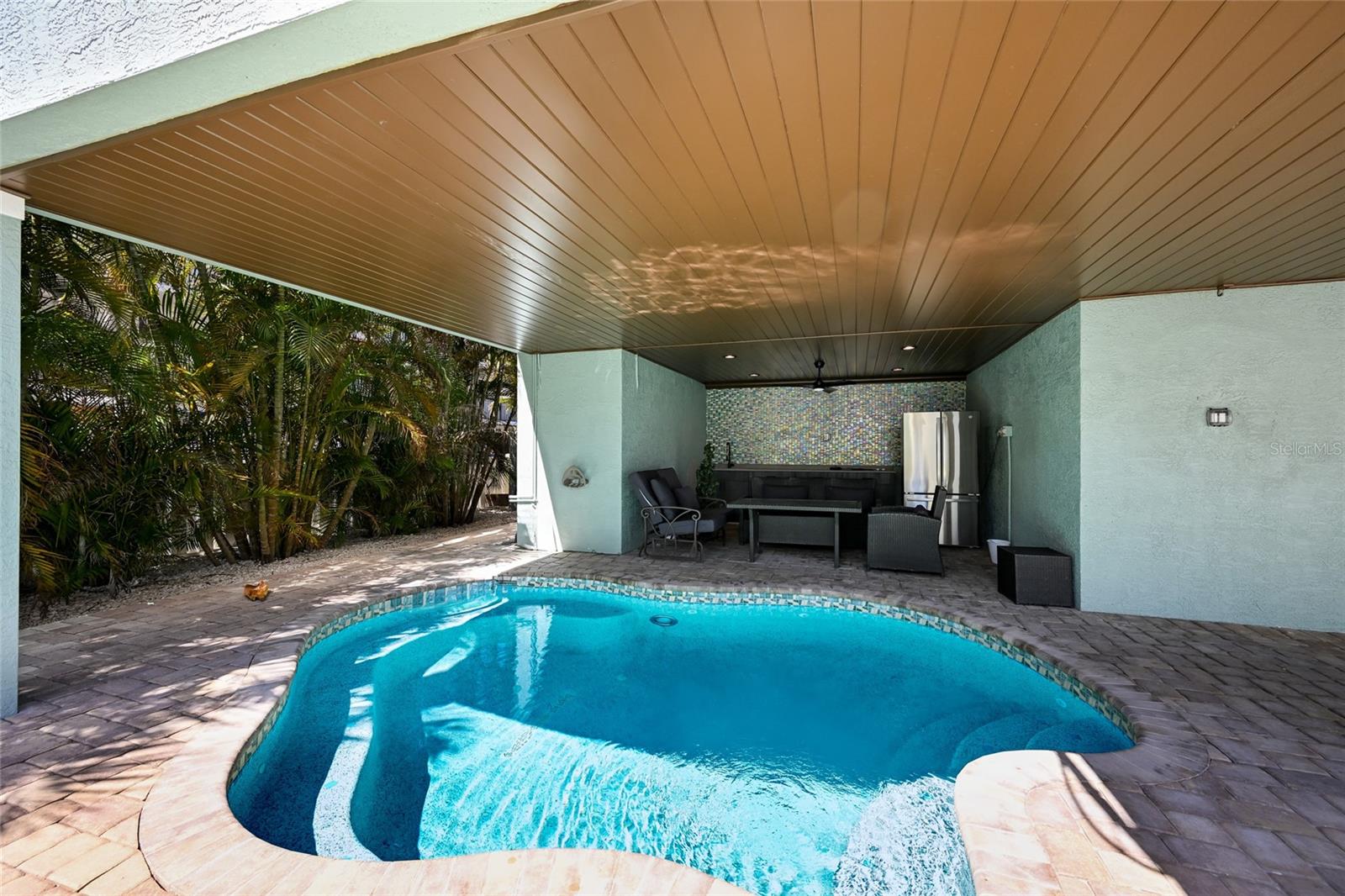 109 6TH ST N #A & B, BRADENTON BEACH, FL — photo 33