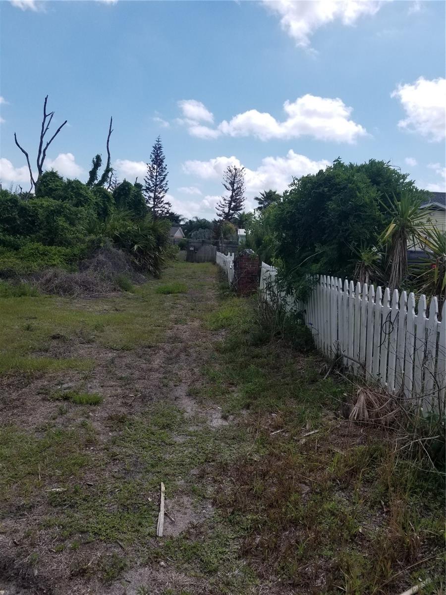 21 MILWAUKEE AVE, PALM COAST, FL — photo 3