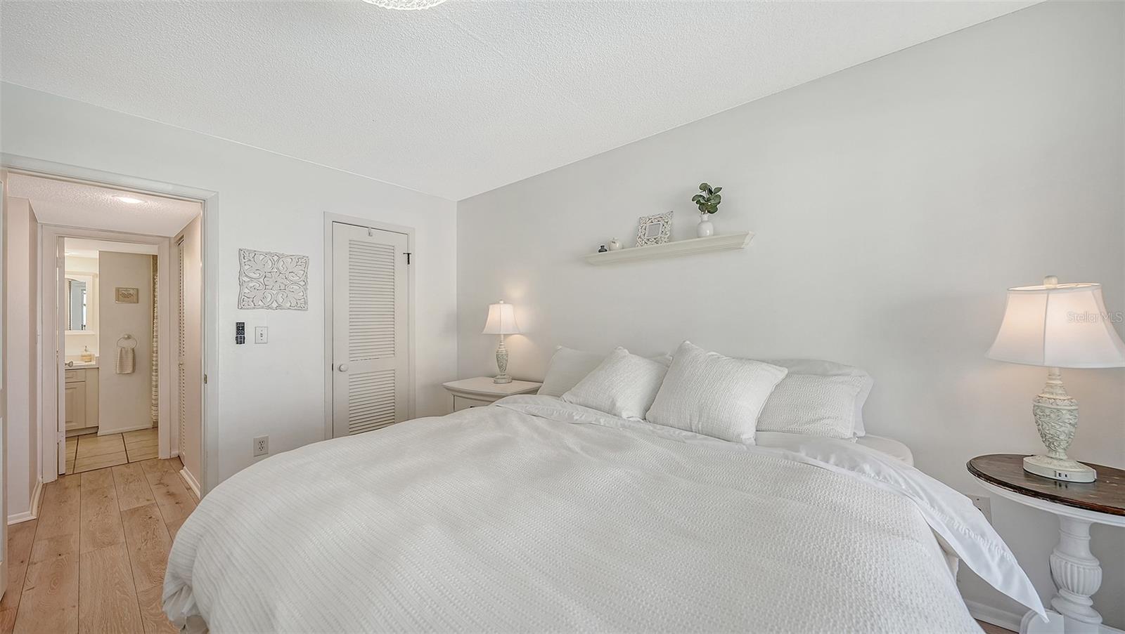 9200 MIDNIGHT PASS RD #25, SARASOTA, FL — photo 24