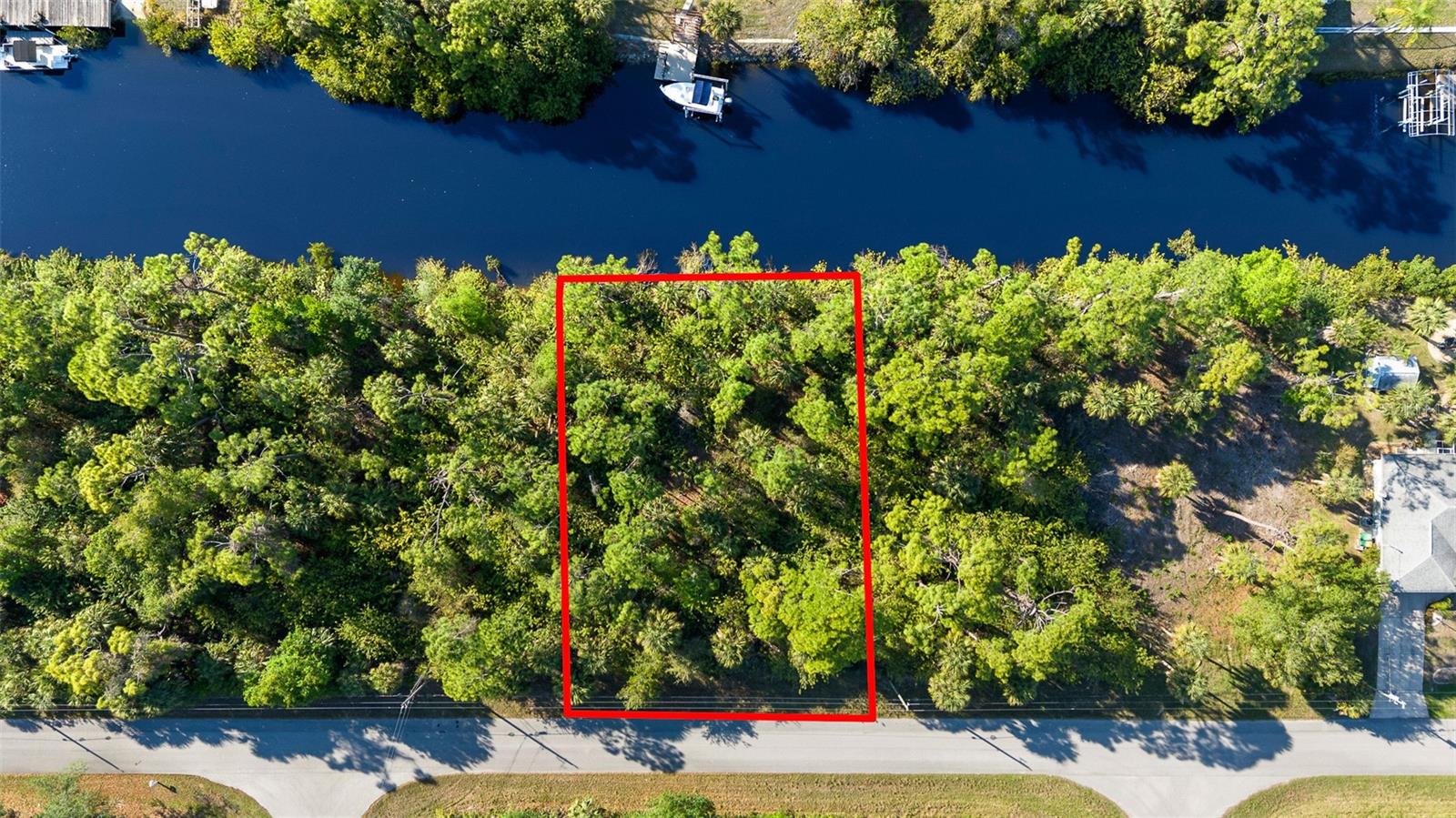 425 CHESHIRE ST, PORT CHARLOTTE, FL — photo 2
