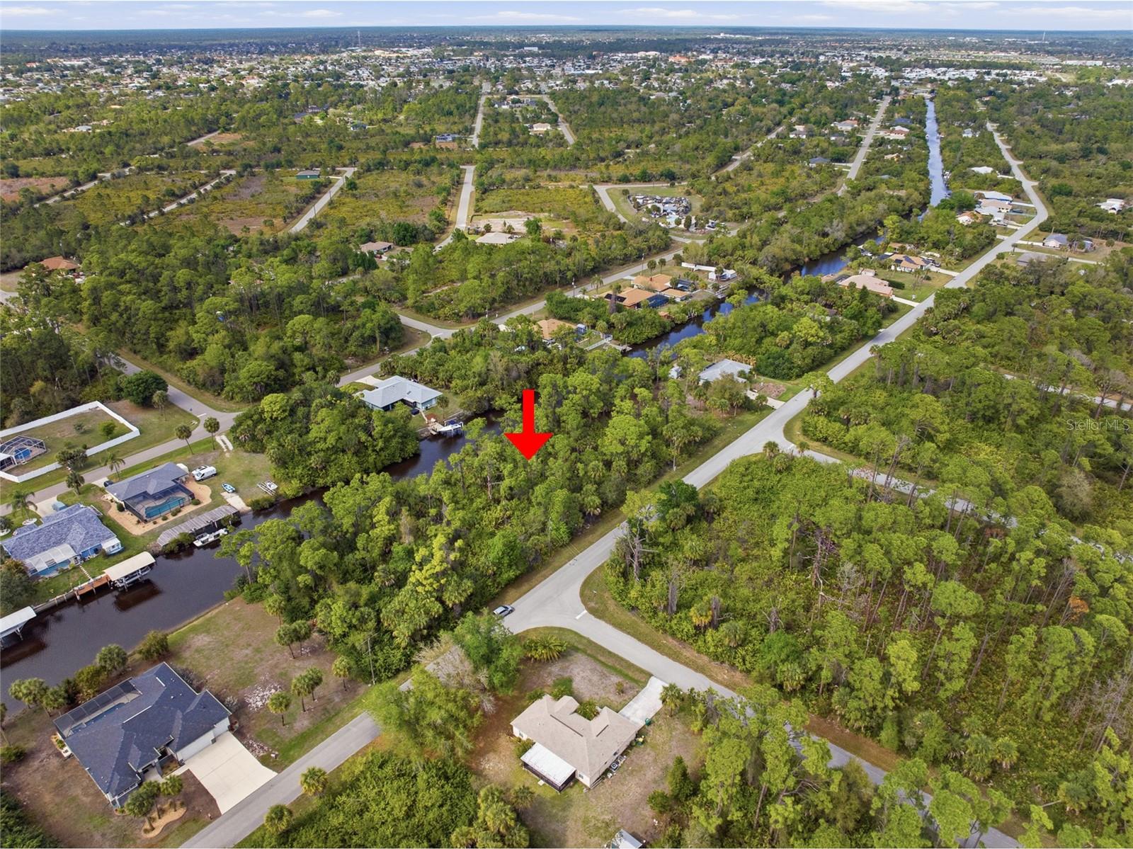 425 CHESHIRE ST, PORT CHARLOTTE, FL — photo 4