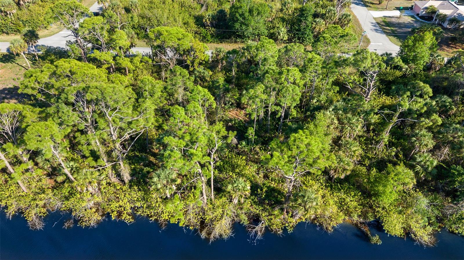 425 CHESHIRE ST, PORT CHARLOTTE, FL — photo 6