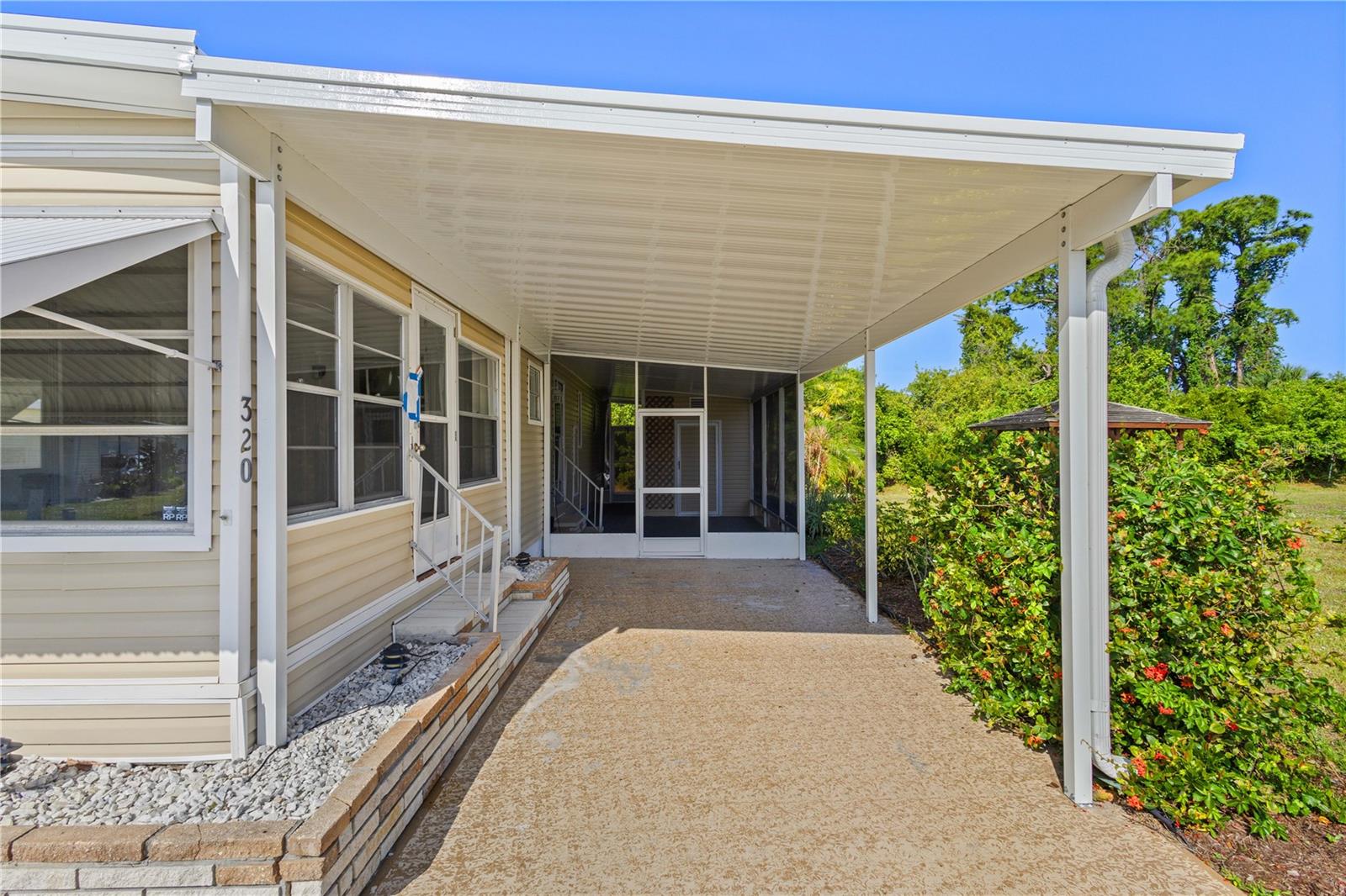 320 TROPIC DR, OSPREY, FL — photo 4
