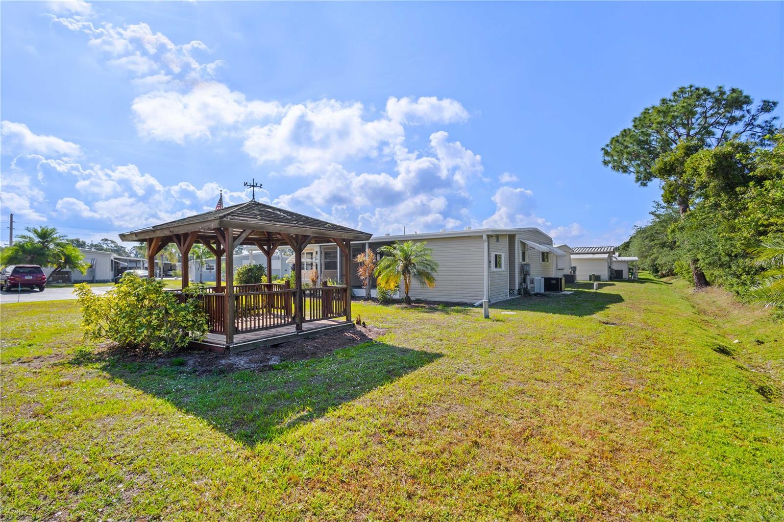 320 TROPIC DR, OSPREY, FL — photo 27
