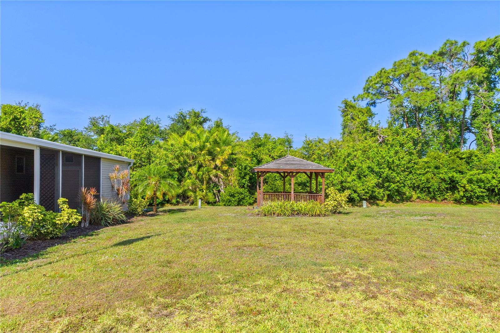 320 TROPIC DR, OSPREY, FL — photo 30